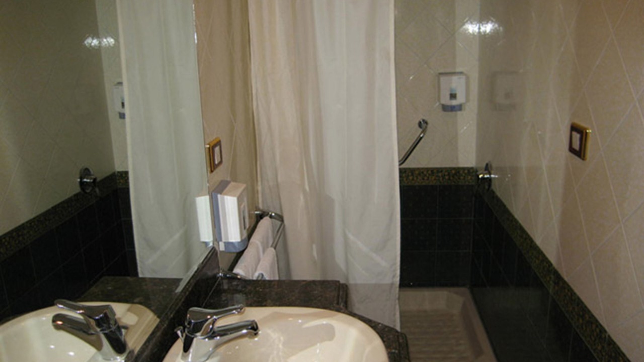 Photo of Bathroom in Luxor