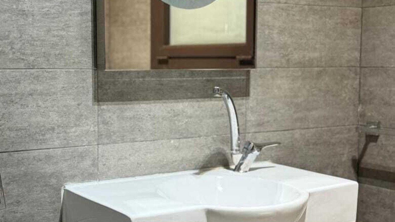 Photo of Bathroom in Sheikh Zayed City