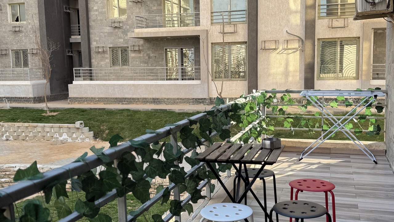 Photo of Patio Balcony in Sheikh Zayed City