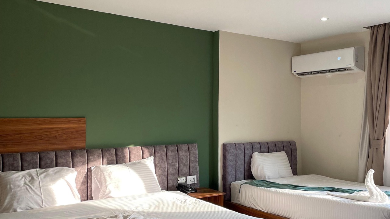 Photo of Bedroom in Kafrat al Jabal