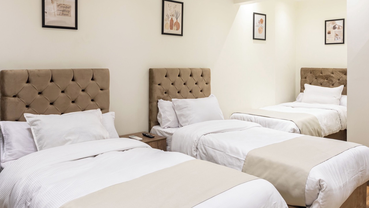 Photo of Bedroom in Pyramids Gardens