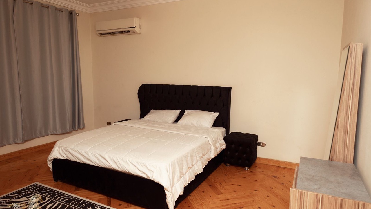 Photo of Bedroom in Sheikh Zayed City