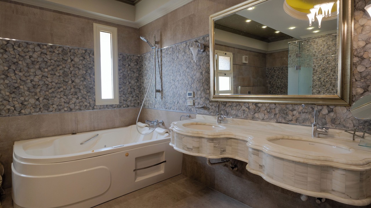 Photo of Bathroom in Sheikh Zayed City