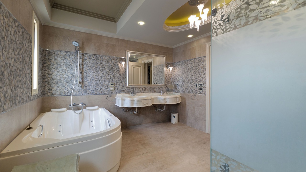 Photo of Bathroom in Sheikh Zayed City