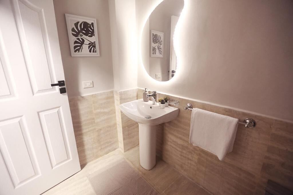 Photo of Bathroom in Ad-Dukhaylah