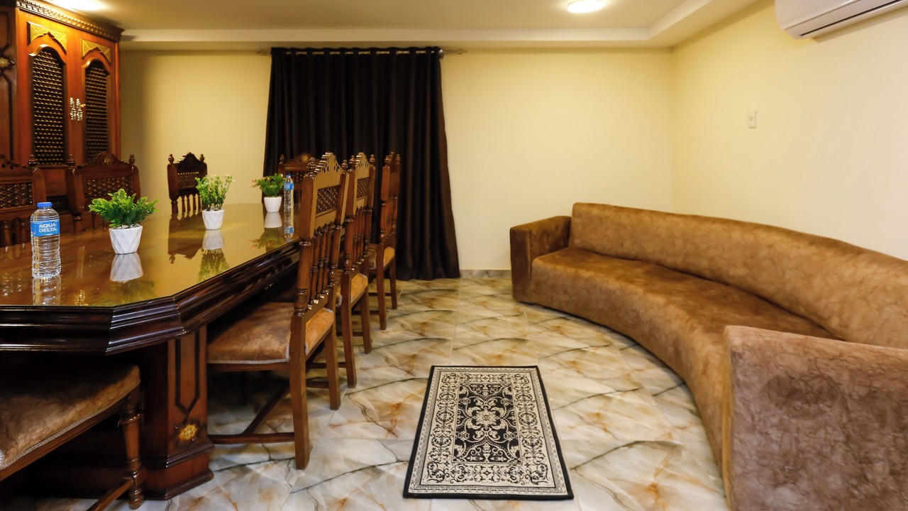 Photo of Bedroom in Pyramids Gardens