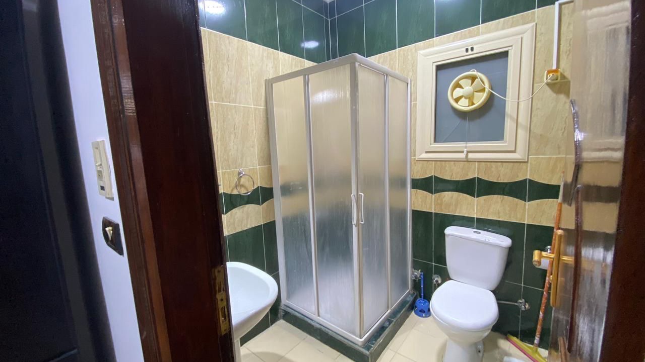 Photo of Bathroom in Corniche Road-Dahar