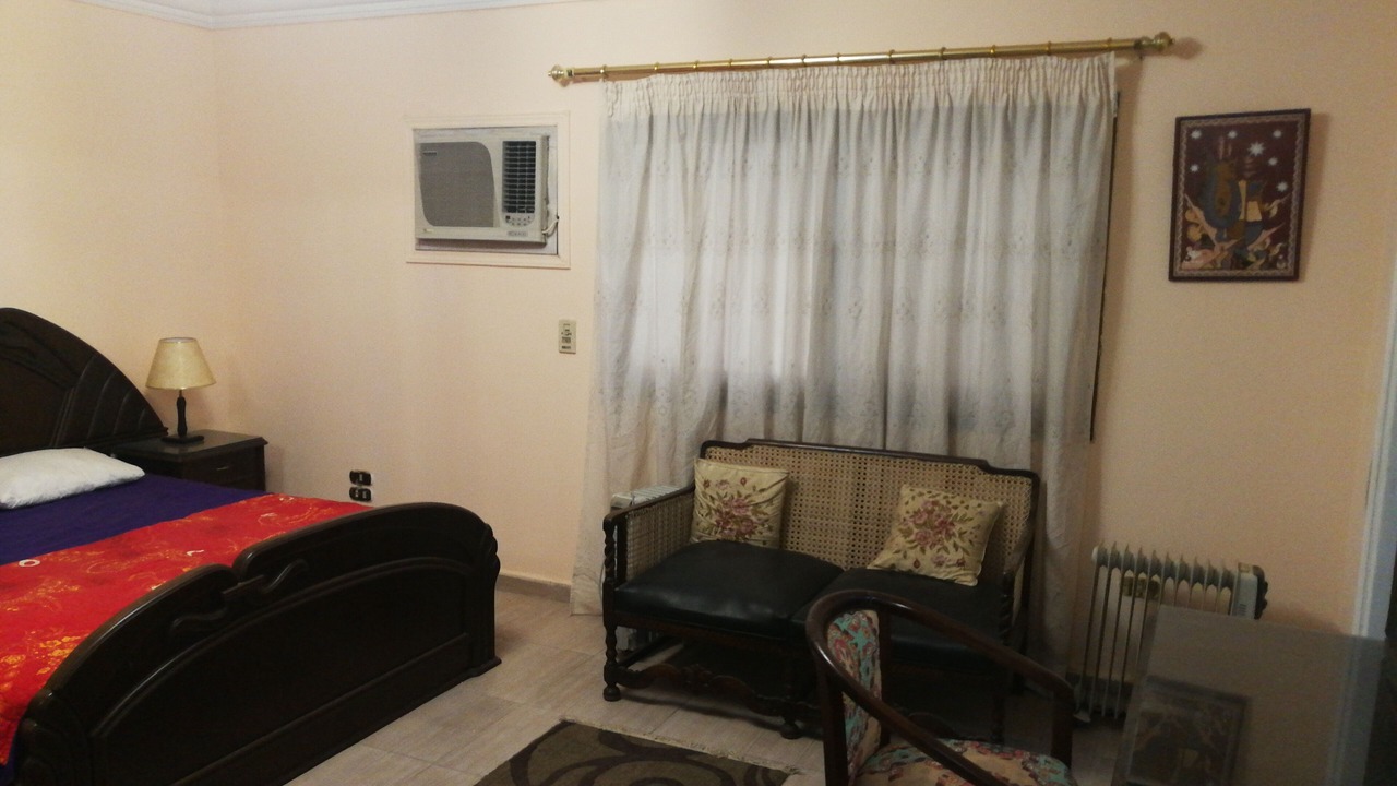 Photo of Bedroom in Taqseem Laselky