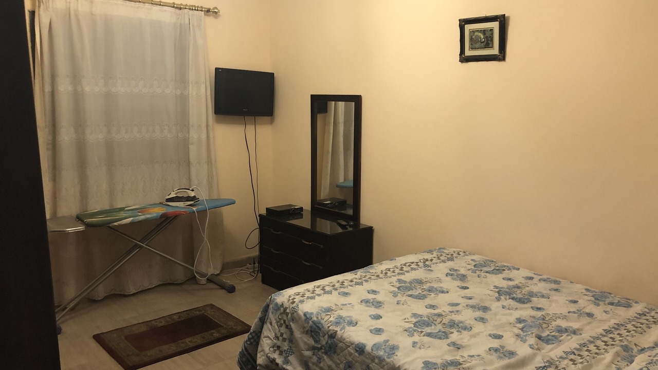 Photo of Bedroom in Taqseem Laselky