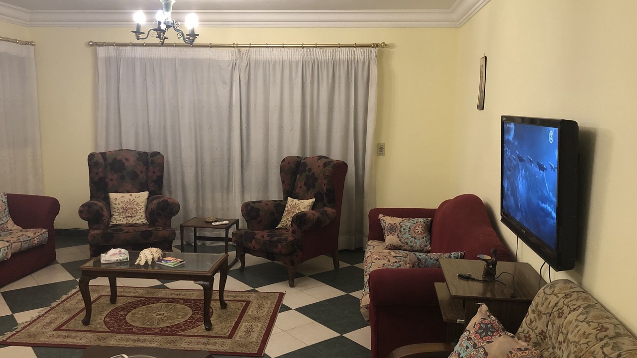 Photo of Livingroom in Taqseem Laselky