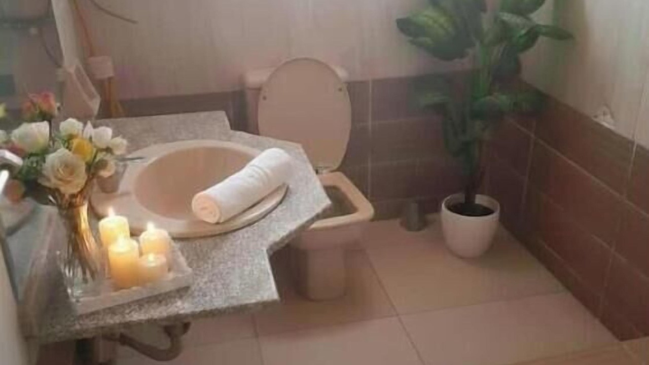 Photo of Bathroom in Al Duqqi