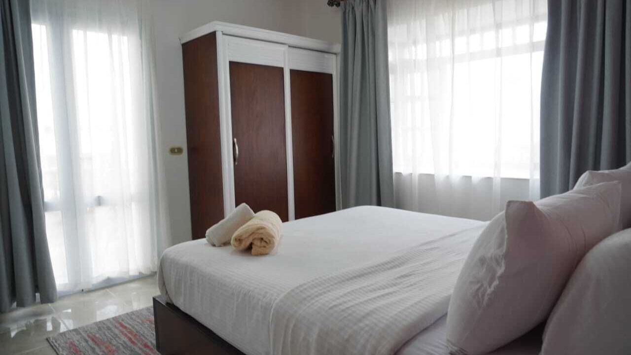 Photo of Bedroom in El Hadaba