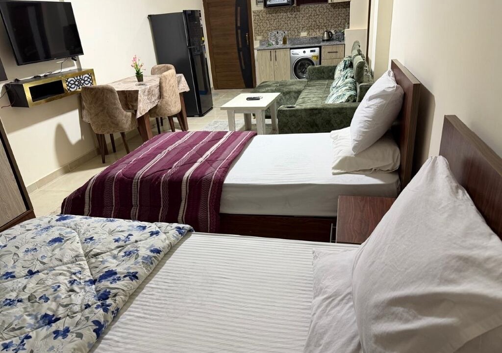 Photo of Bedroom in Corniche Road-Dahar