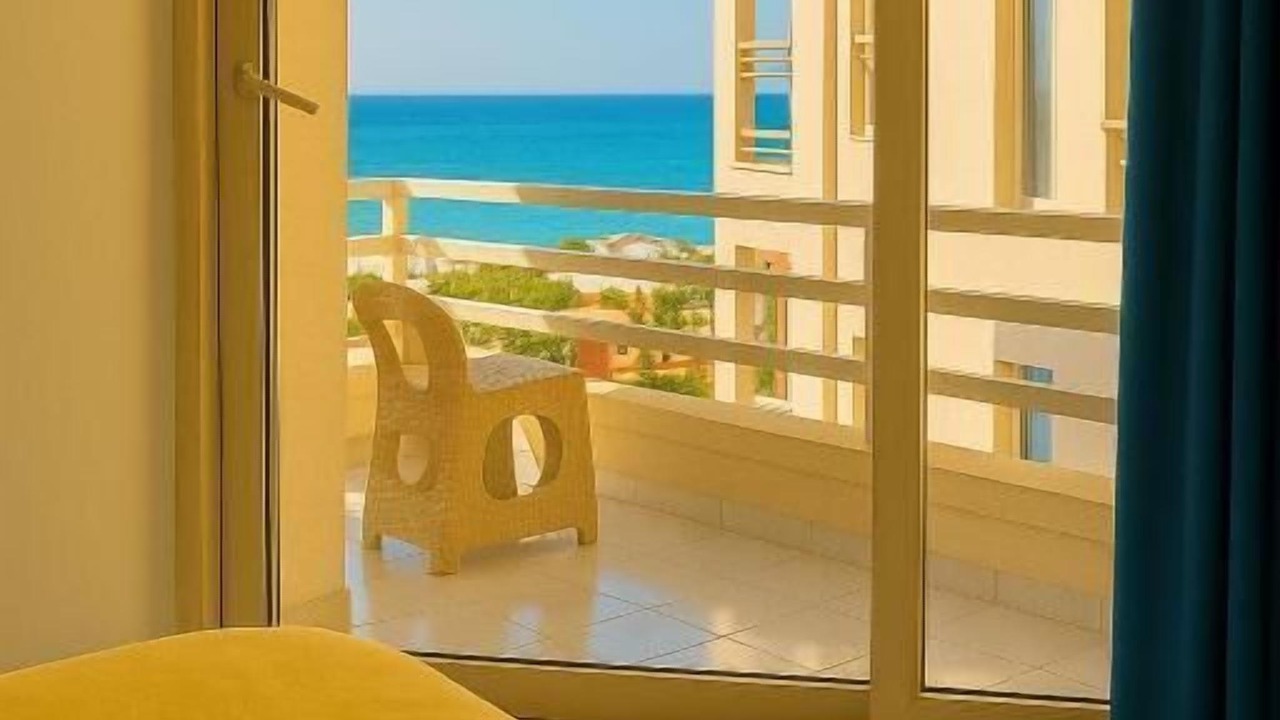 Photo of Bedroom in Corniche Road-Dahar