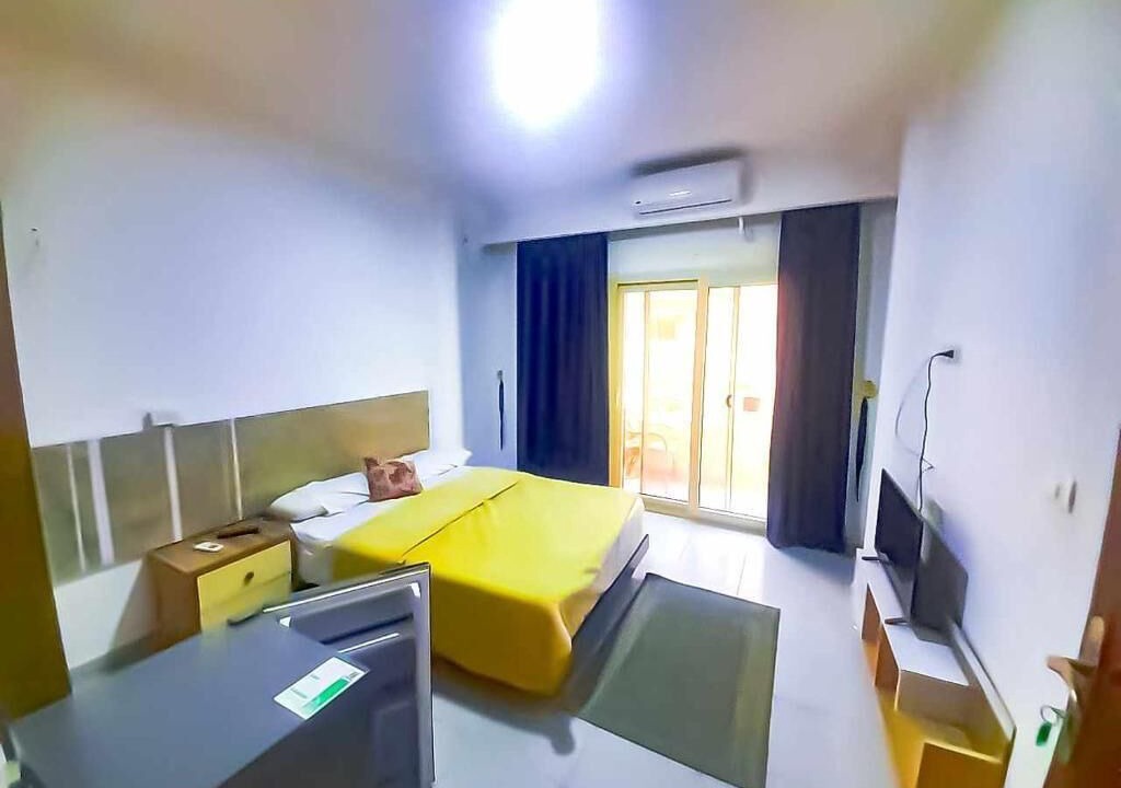Photo of Bedroom in Corniche Road-Dahar