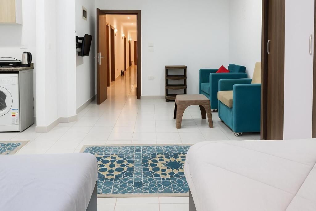 Photo of Bedroom in Corniche Road-Dahar