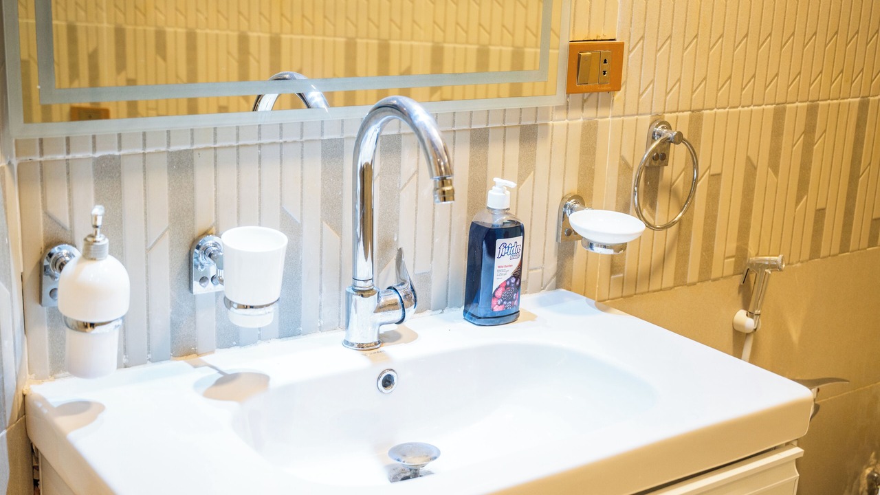 Photo of Bathroom in Al-'Umraniyah