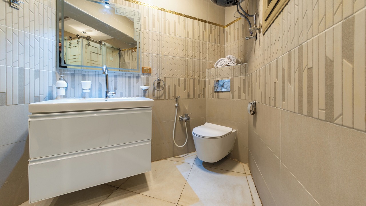 Photo of Bathroom in Al-'Umraniyah