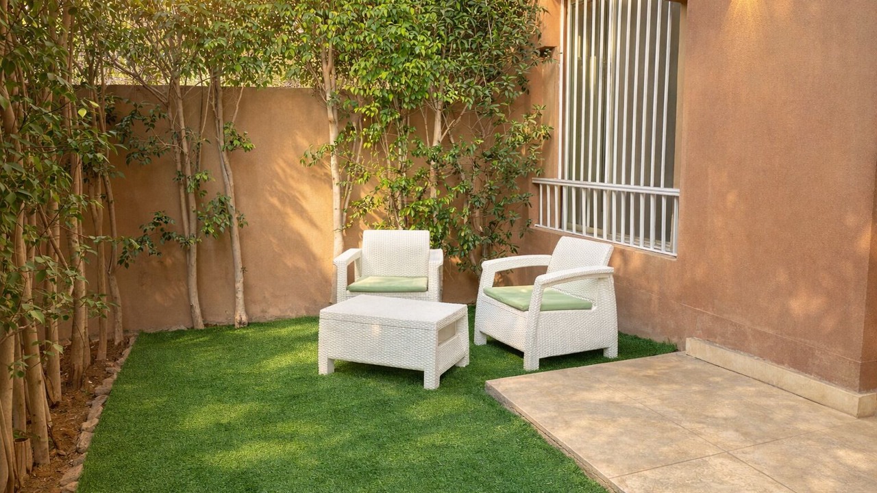 Photo of Patio Balcony in Sheikh Zayed City