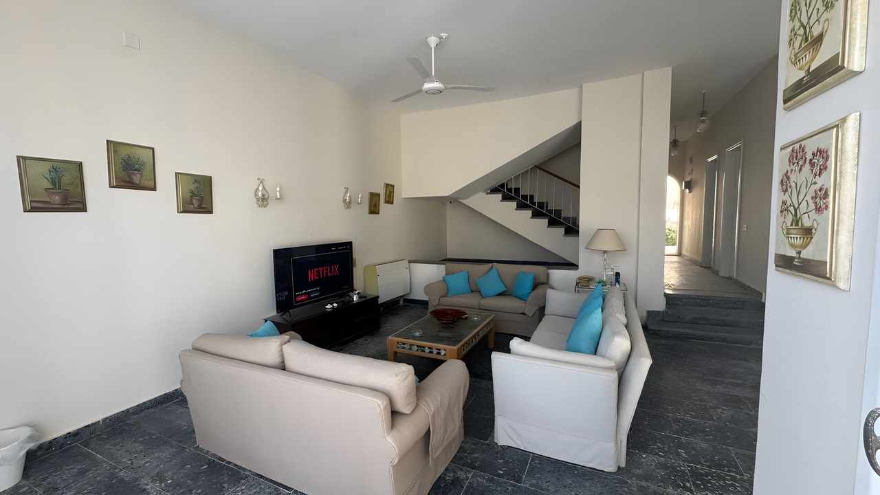 Photo of Livingroom in Corniche Road-Dahar