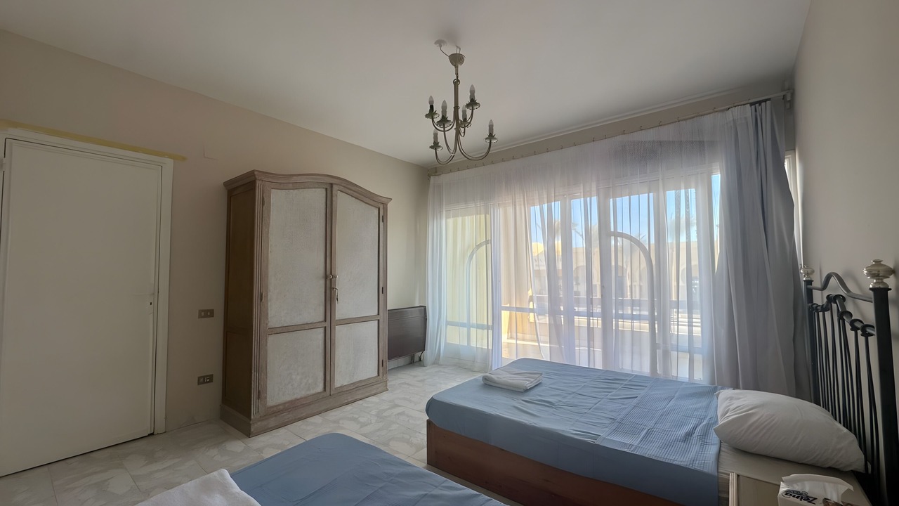 Photo of Bedroom in Corniche Road-Dahar