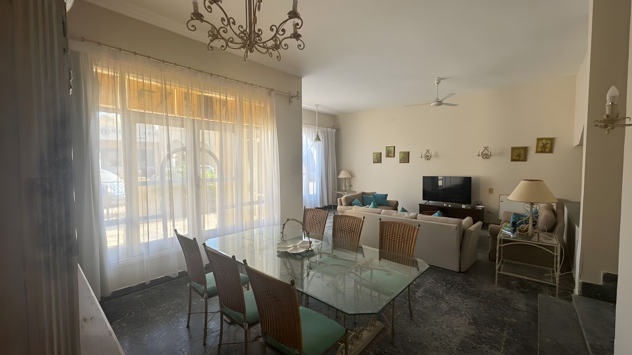 Photo of Livingroom in Corniche Road-Dahar