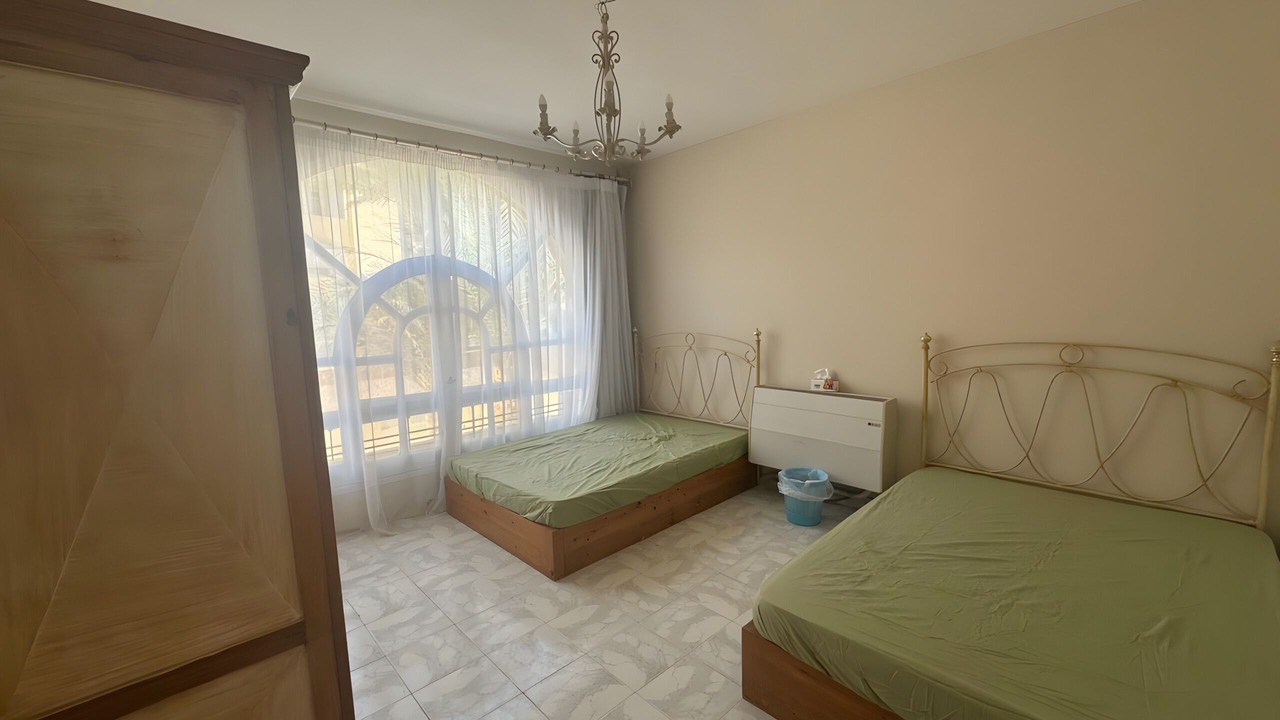 Photo of Bedroom in Corniche Road-Dahar
