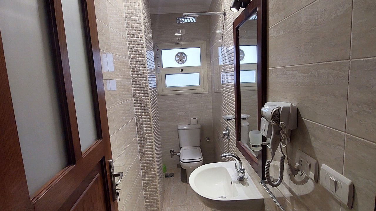 Photo of Bathroom in Al-Basatin
