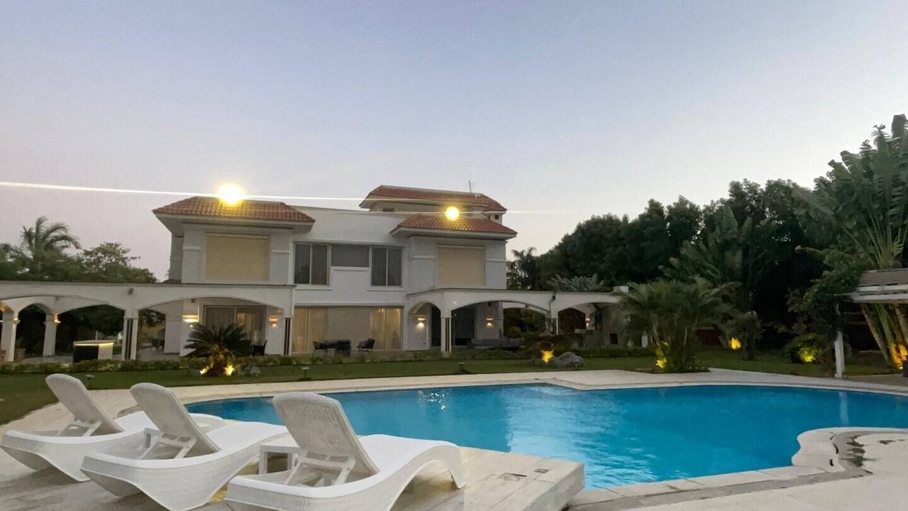 Photo of Outdoor in Sheikh Zayed City