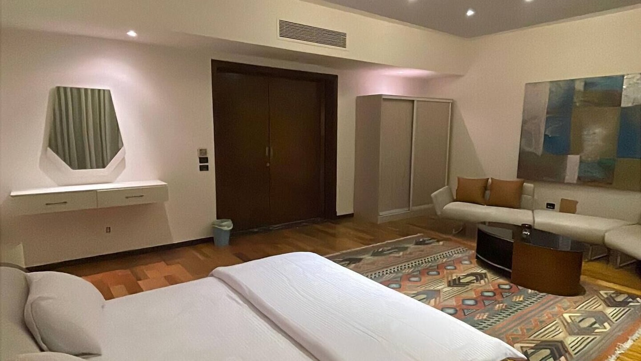 Photo of Bedroom in Sheikh Zayed City