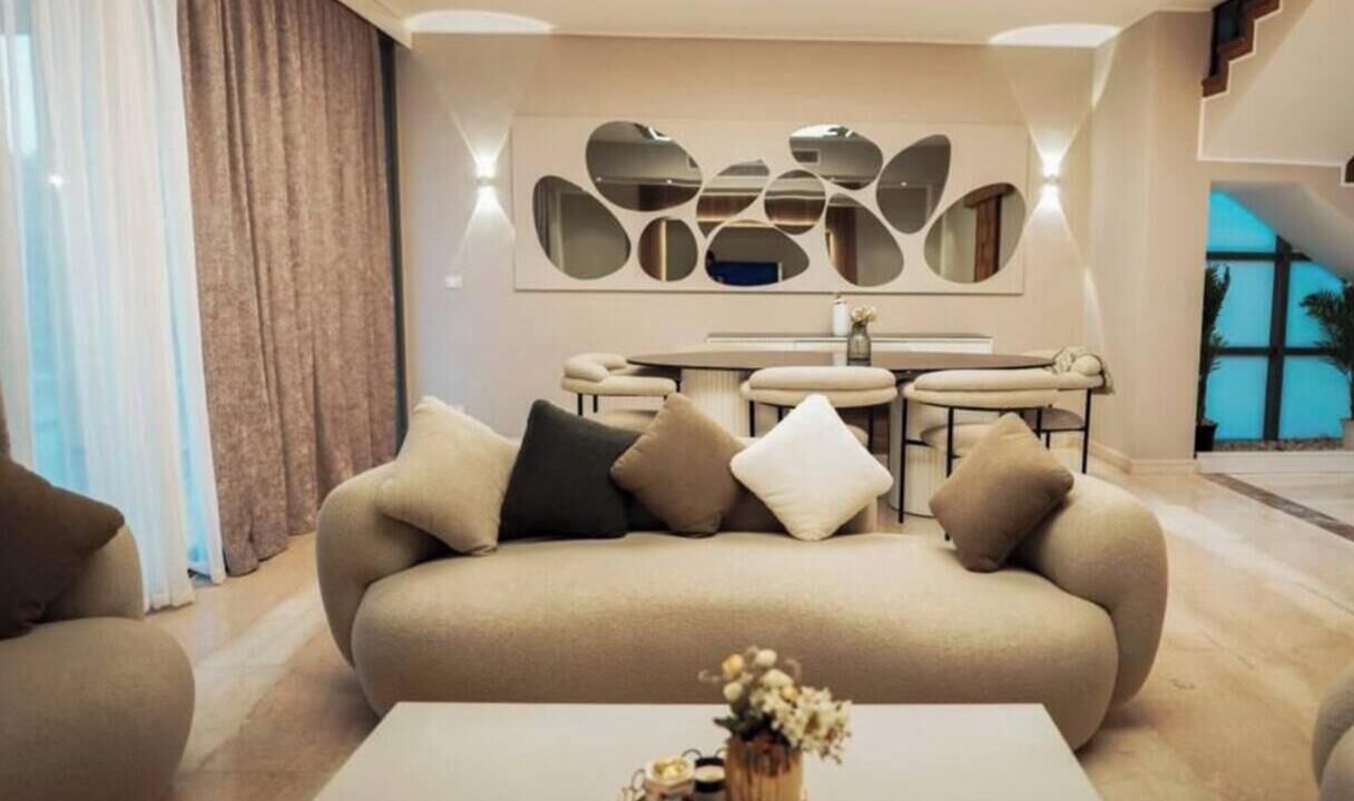 Photo of Livingroom in Sheikh Zayed City