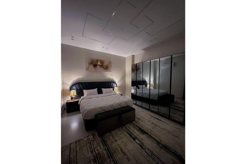 Photo of Bedroom in Sheikh Zayed City