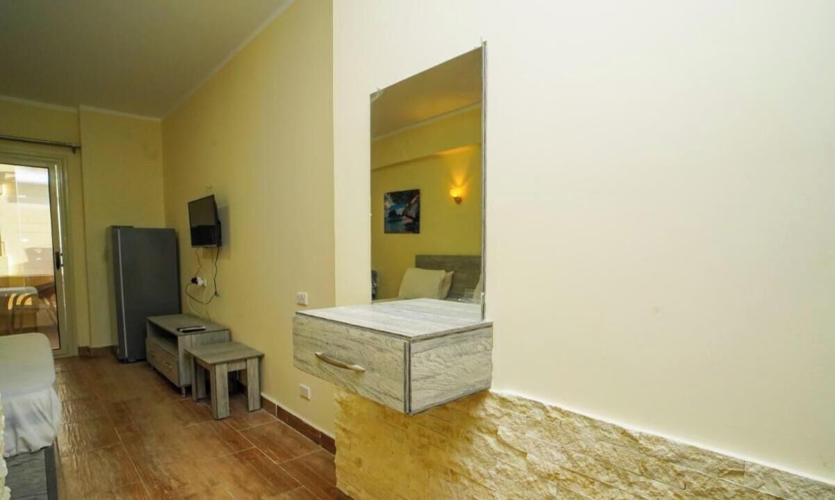 Photo of Bedroom in Corniche Road-Dahar