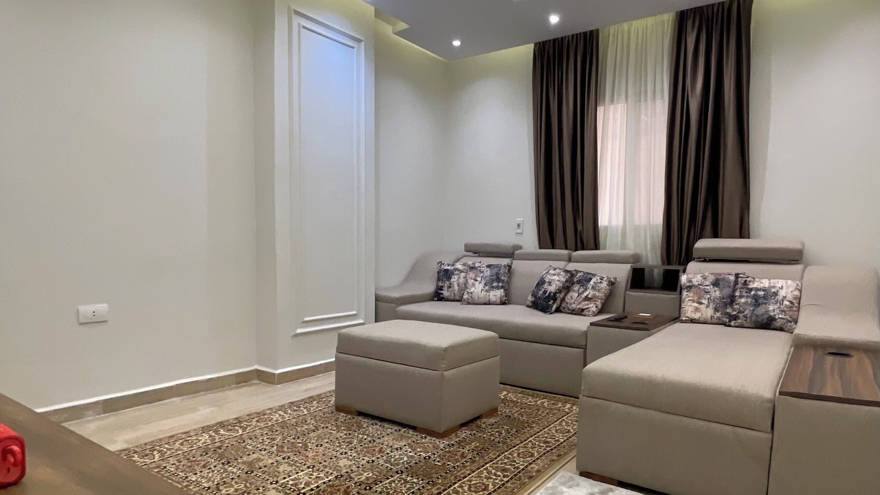 Photo of Livingroom in Pyramids Gardens