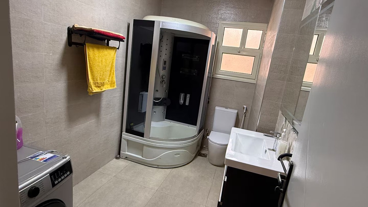 Photo of Bathroom in Al Duqqi