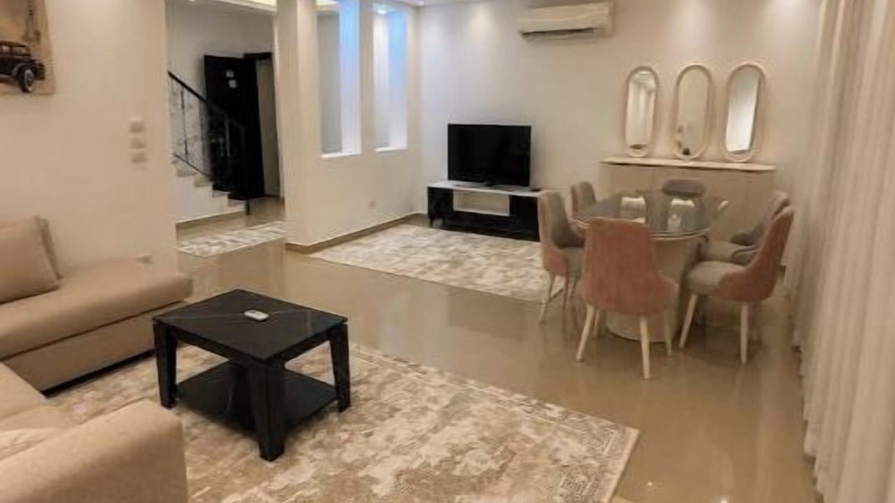 Photo of Livingroom in Sheikh Zayed City