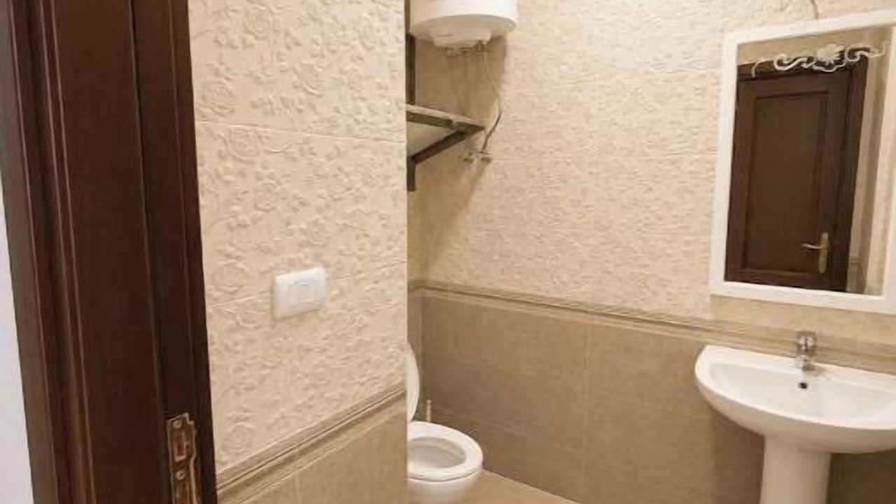 Photo of Bathroom in Sheikh Zayed City