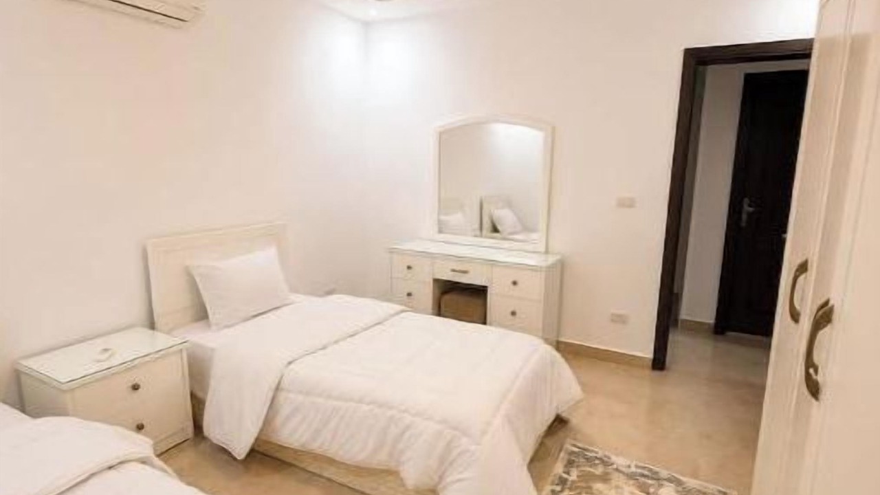 Photo of Bedroom in Sheikh Zayed City