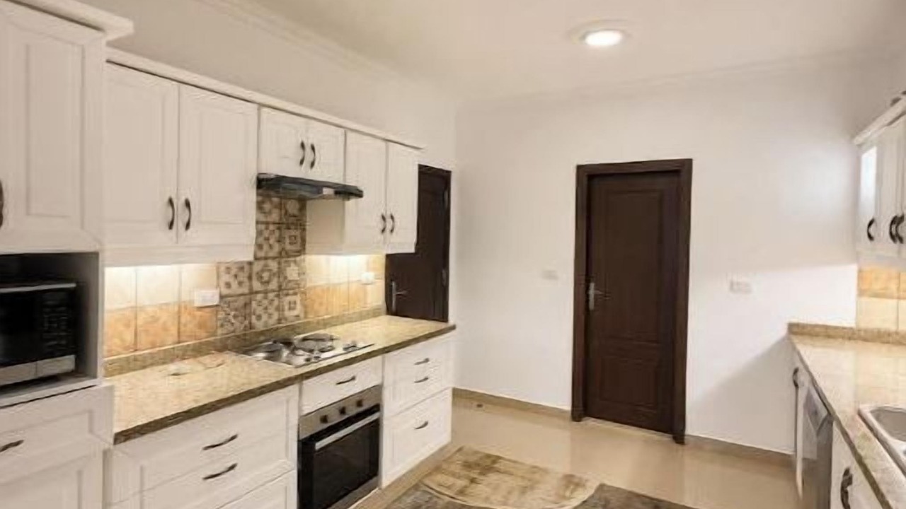 Photo of Kitchen in Sheikh Zayed City
