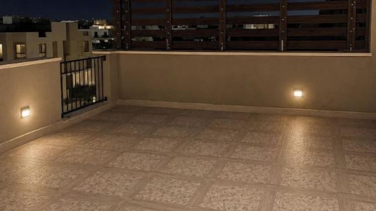 Photo of Patio Balcony in Sheikh Zayed City