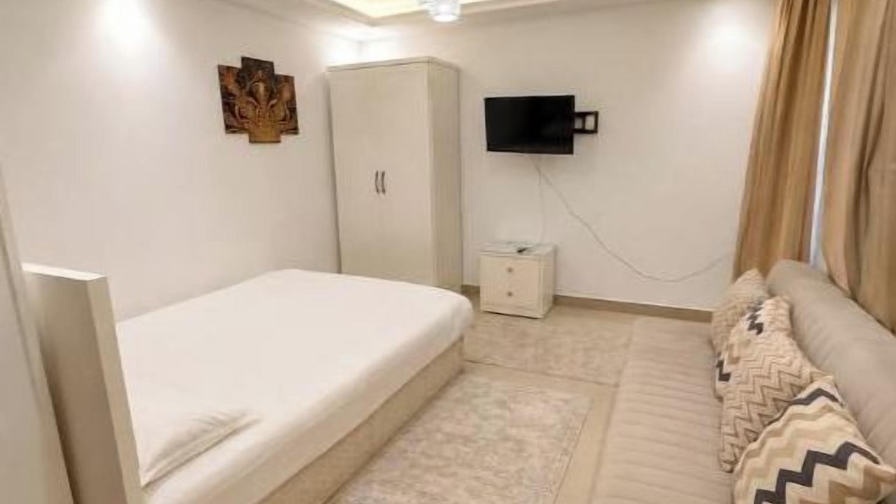 Photo of Bedroom in Sheikh Zayed City