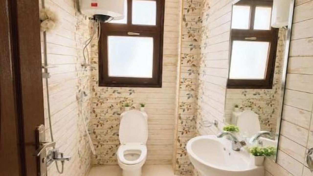 Photo of Bathroom in Sheikh Zayed City