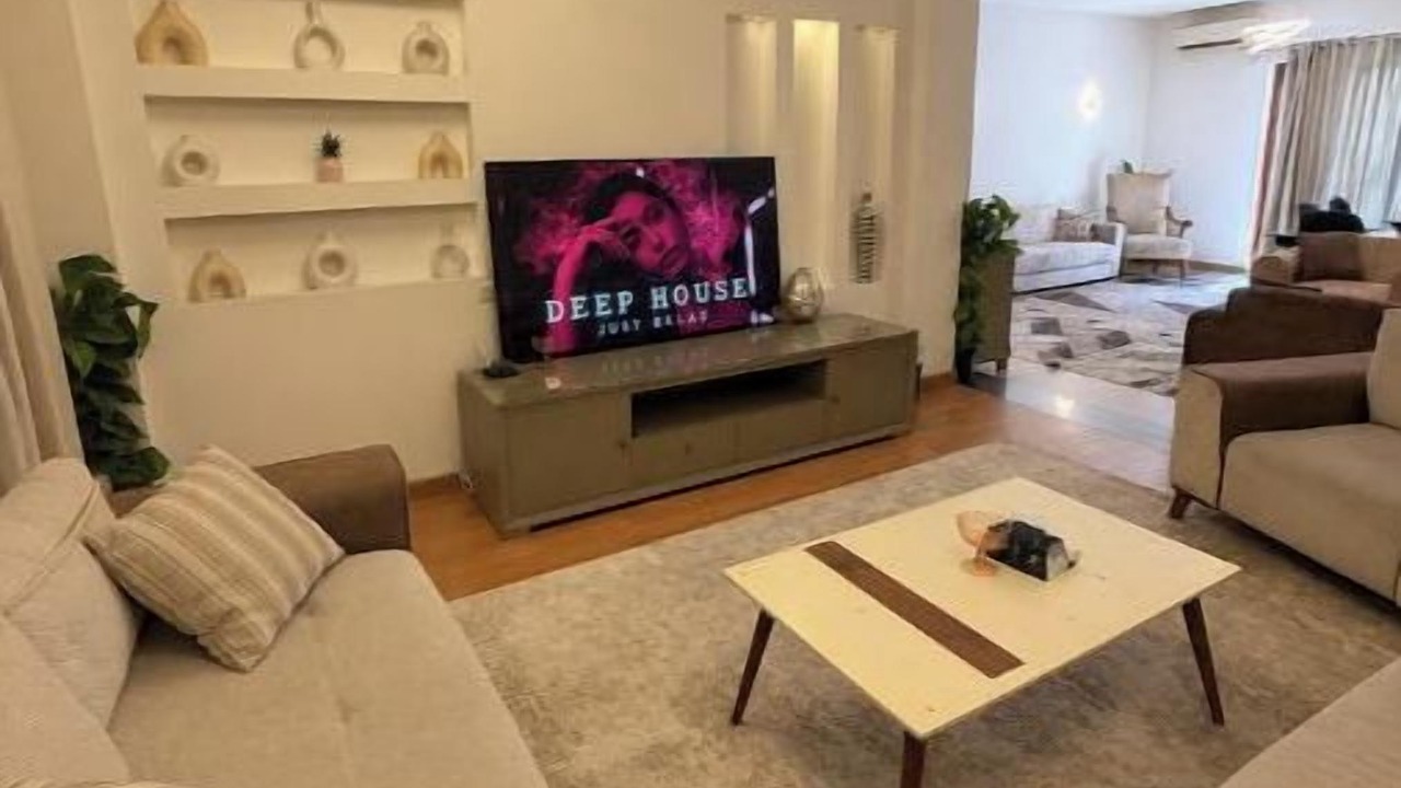 Photo of Livingroom in Sheikh Zayed City