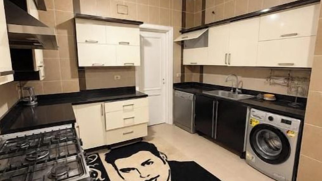 Photo of Kitchen in Sheikh Zayed City