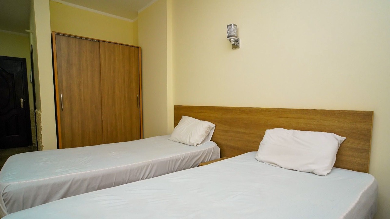 Photo of Bedroom in Corniche Road-Dahar