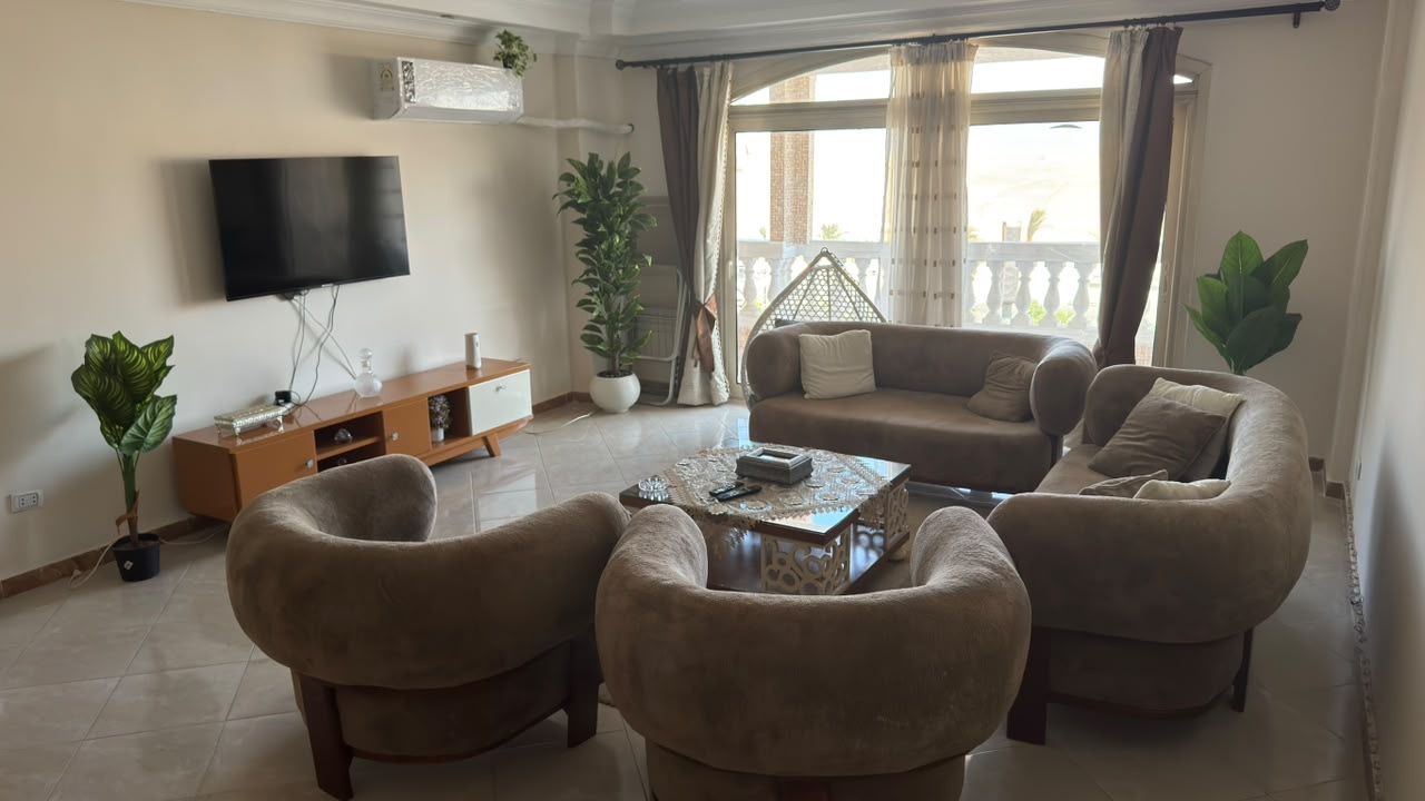 Photo of Livingroom in Pyramids Gardens
