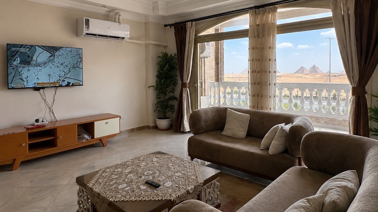 Photo of Livingroom in Pyramids Gardens