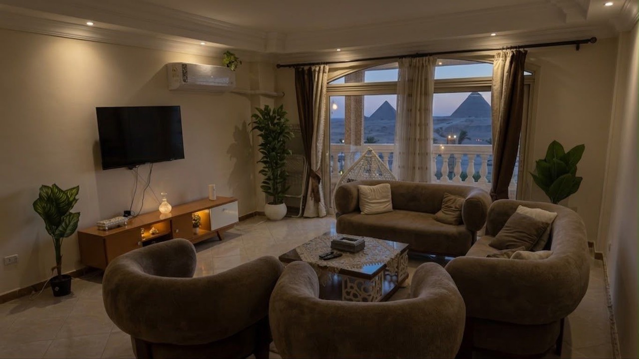 Photo of Livingroom in Pyramids Gardens