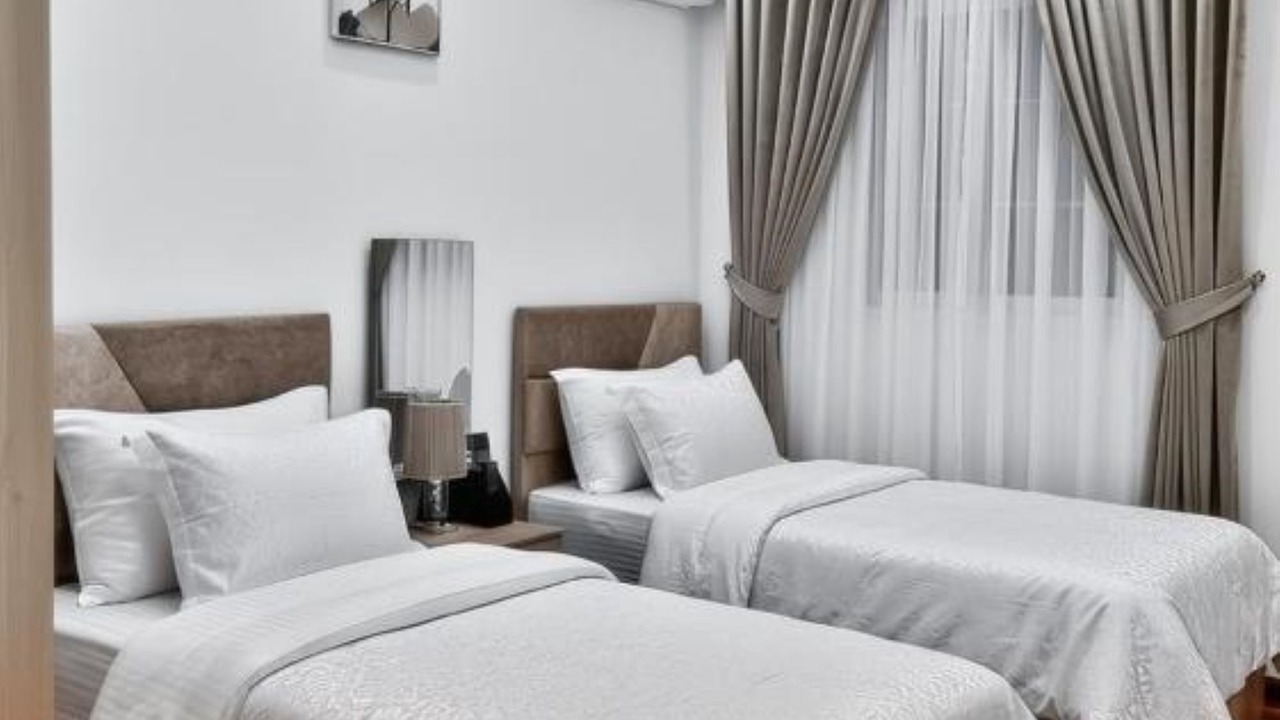 Photo of Bedroom in Pyramids Gardens
