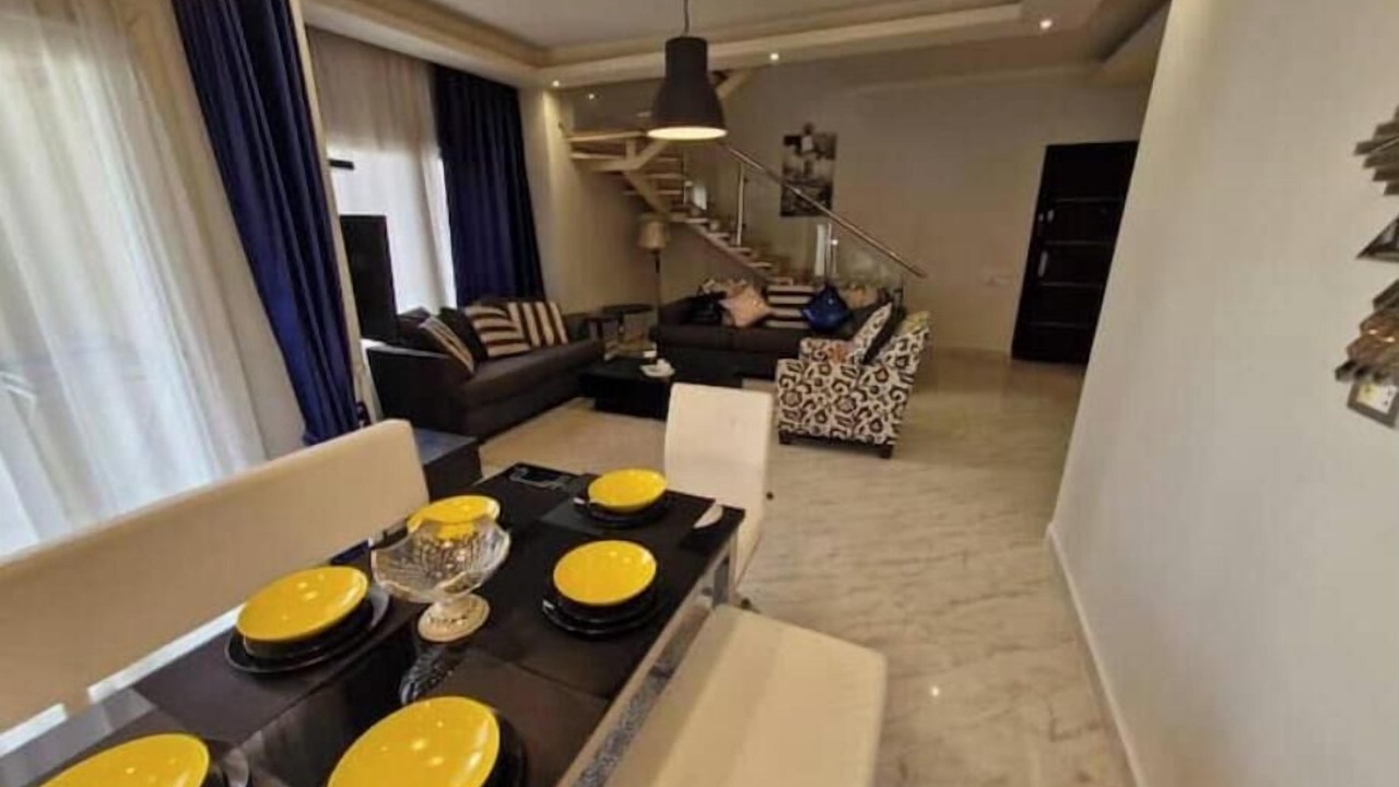 Photo of Livingroom in The 5th Settlement